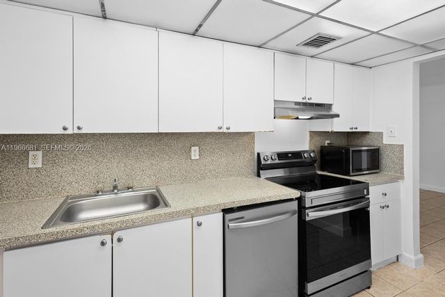 1800 Sans Souci Blvd 106, North Miami, FL 33181