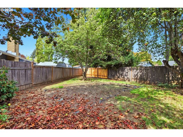 1575 JUHL St, Eugene, OR 97402