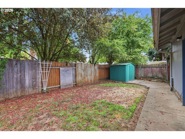 1575 JUHL St, Eugene, OR 97402