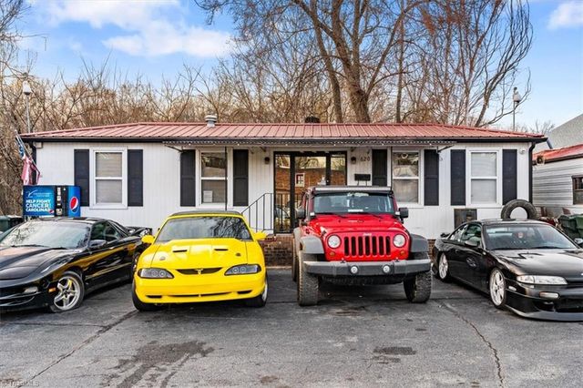 620 National Highway, Thomasville, NC 27360