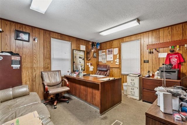 620 National Highway, Thomasville, NC 27360