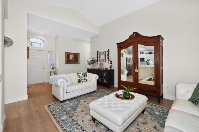 7240 Pineschi Pl, Roseville, CA 95747