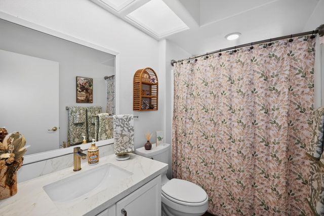 7240 Pineschi Pl, Roseville, CA 95747