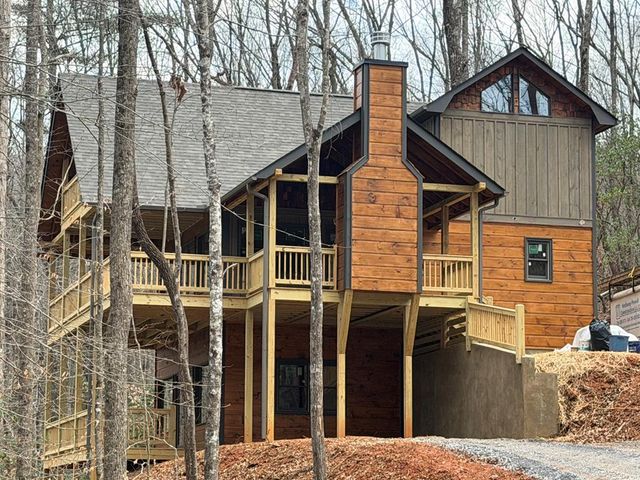 811 Mangums Trail, Blue Ridge, GA 30513