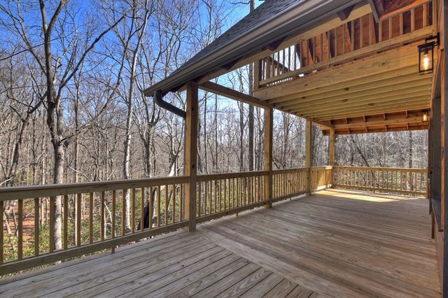 811 Mangums Trail, Blue Ridge, GA 30513