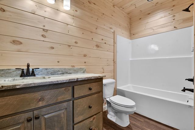 811 Mangums Trail, Blue Ridge, GA 30513