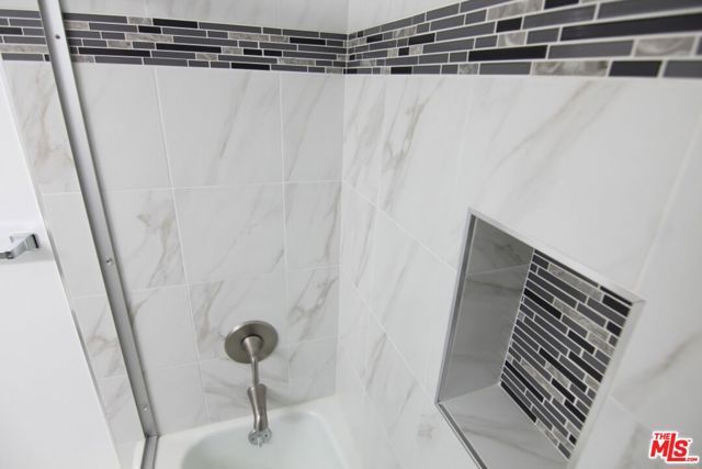 1825 Glendon Avenue 6, Los Angeles, CA 90025