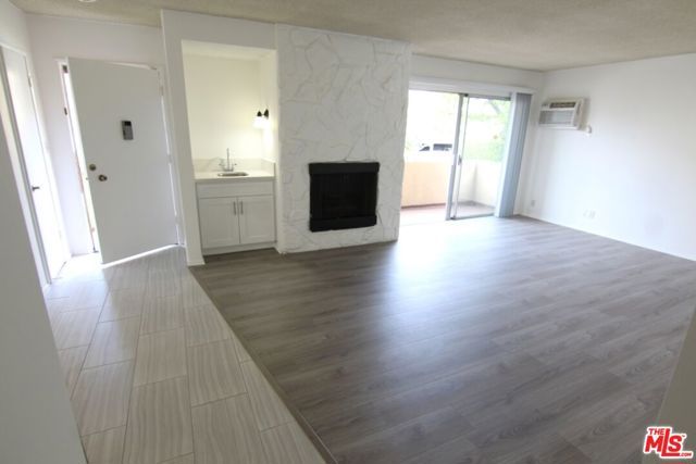 1825 Glendon Avenue 6, Los Angeles, CA 90025