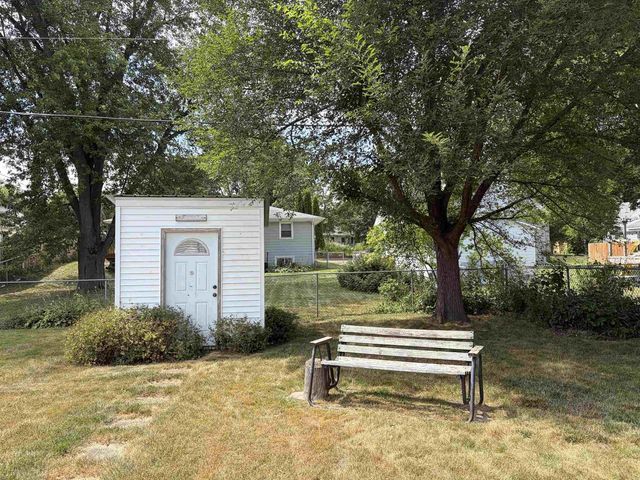 206 N Marietta Street, Verona, WI 53593