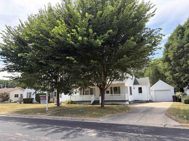 206 N Marietta Street, Verona, WI 53593