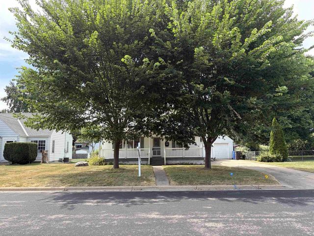 206 N Marietta Street, Verona, WI 53593