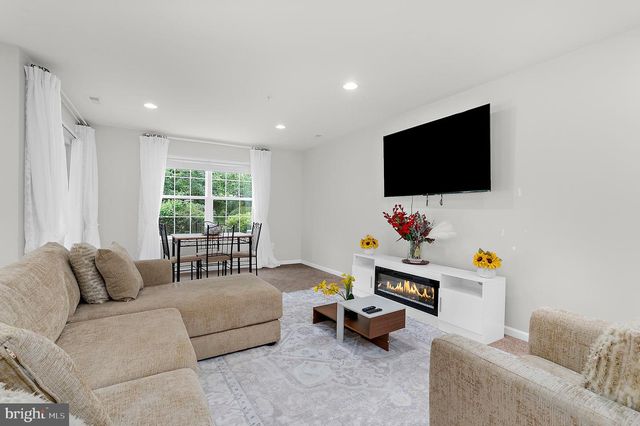 7812 SUNHAVEN WAY, Severn, MD 21144