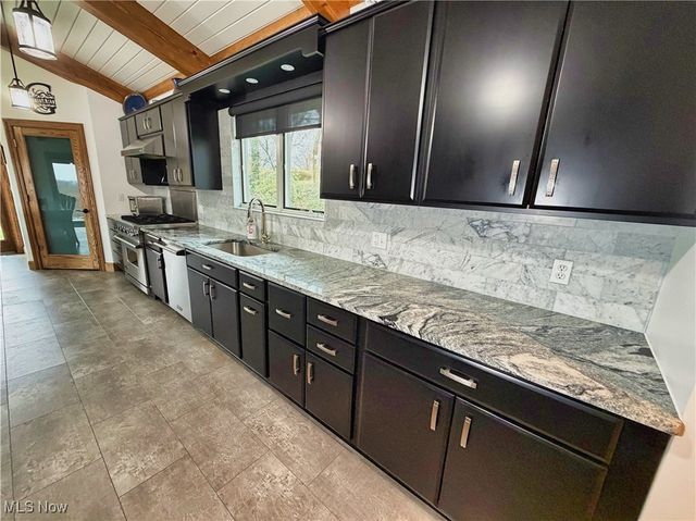 16971 Park Way, East Liverpool, OH 43920