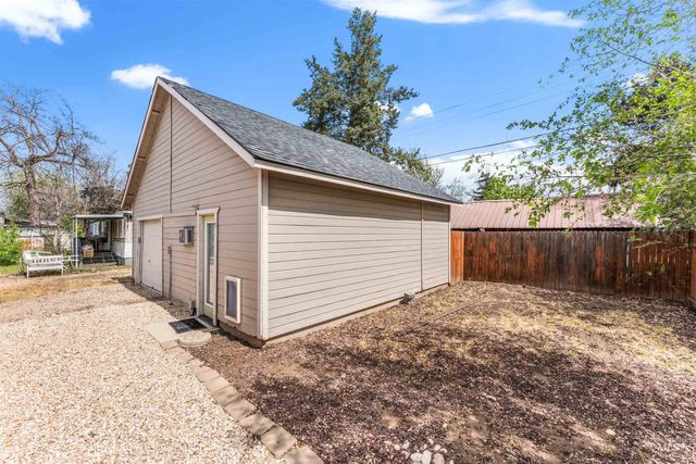 1936 S Leadville, Boise, ID 83706