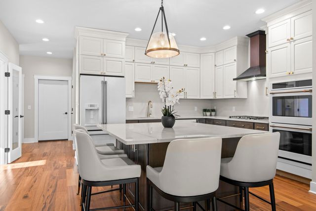 762 N Waypoint Circle, Suttons Bay Twp, MI 49682