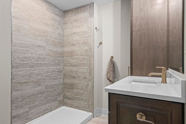 762 N Waypoint Circle, Suttons Bay Twp, MI 49682