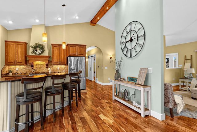 4026 Pineview STREET, Onalaska, WI 54650