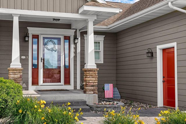 4026 Pineview STREET, Onalaska, WI 54650