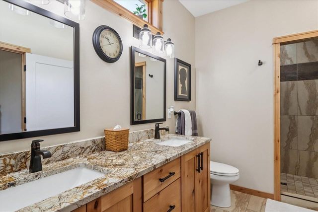 703 American Pharaoh Drive, Iowa City, IA 52240
