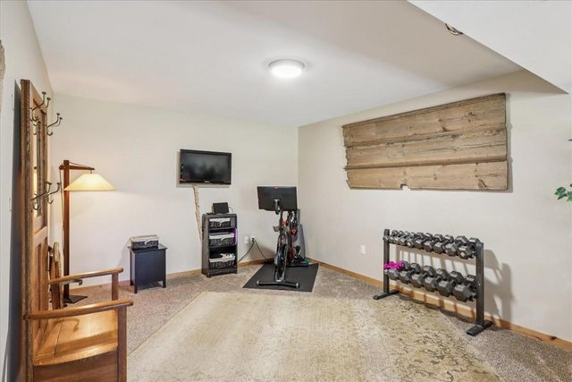 703 American Pharaoh Drive, Iowa City, IA 52240