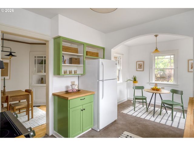 2433 N HUMBOLDT St, Portland, OR 97217