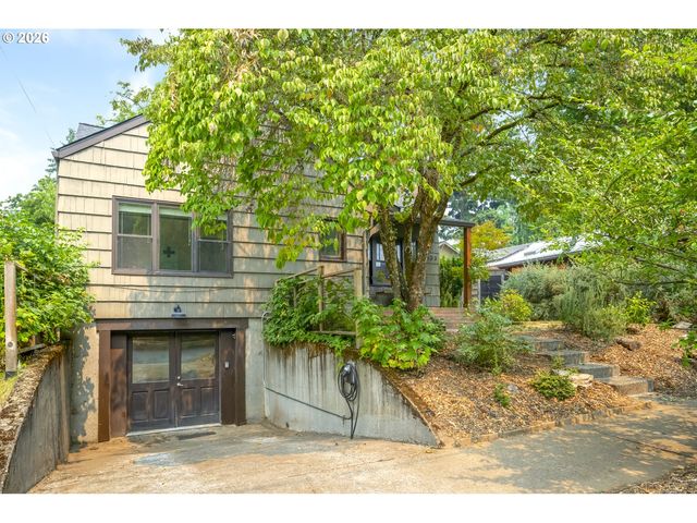 2433 N HUMBOLDT St, Portland, OR 97217