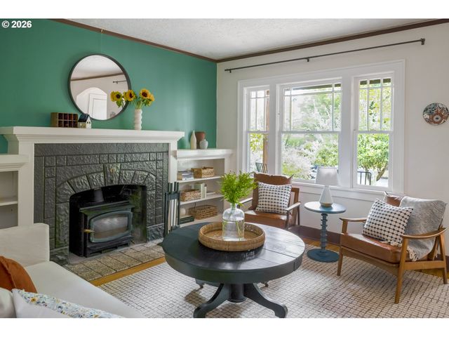 2433 N HUMBOLDT St, Portland, OR 97217