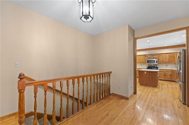 1152 N 1100 Road, Lawrence, KS 66047
