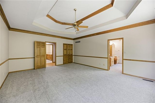 1152 N 1100 Road, Lawrence, KS 66047