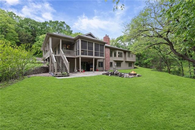 1152 N 1100 Road, Lawrence, KS 66047