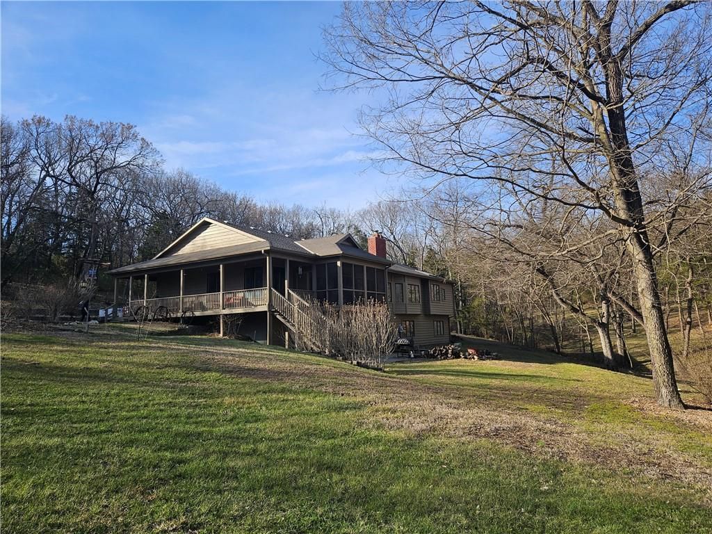 1152 N 1100 Road, Lawrence, KS 66047