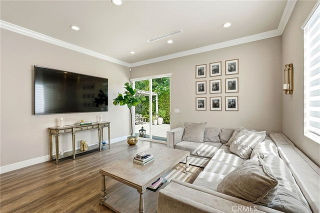 6450 Teesdale Avenue, North Hollywood, CA 91606