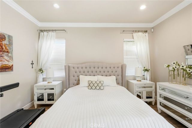 6450 Teesdale Avenue, North Hollywood, CA 91606