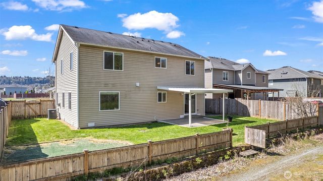 1408 Daffodil Avenue NE, Orting, WA 98360