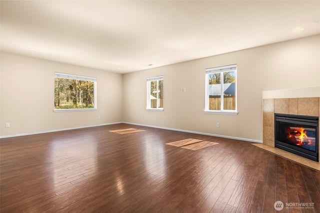 1408 Daffodil Avenue NE, Orting, WA 98360