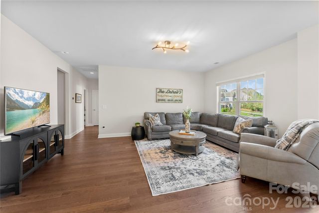 5028 Whitemarsh Court, Lancaster, SC 29720