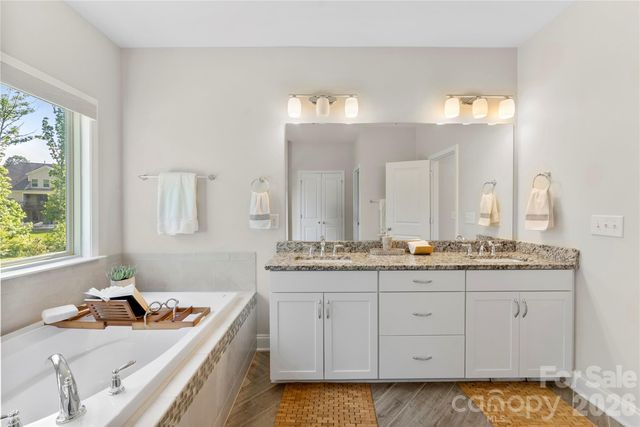 5028 Whitemarsh Court, Lancaster, SC 29720