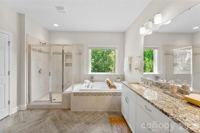 5028 Whitemarsh Court, Lancaster, SC 29720