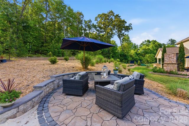 5028 Whitemarsh Court, Lancaster, SC 29720