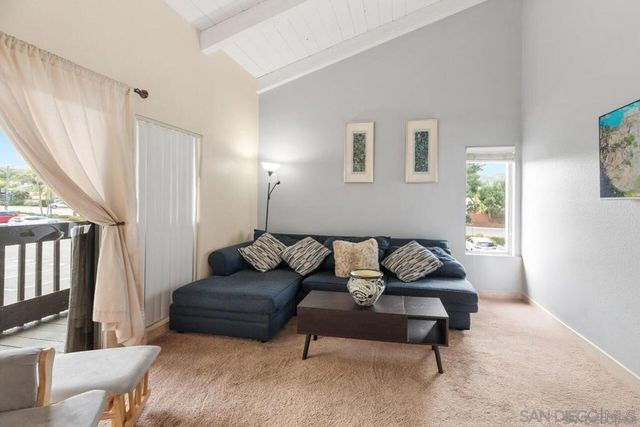 17195 W Bernardo Dr 206, San Diego, CA 92127