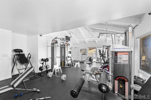 17195 W Bernardo Dr 206, San Diego, CA 92127