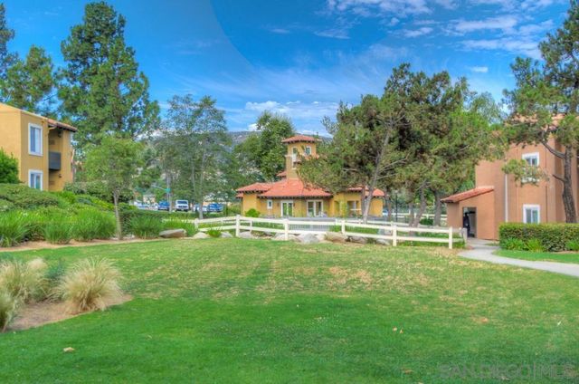 17195 W Bernardo Dr 206, San Diego, CA 92127