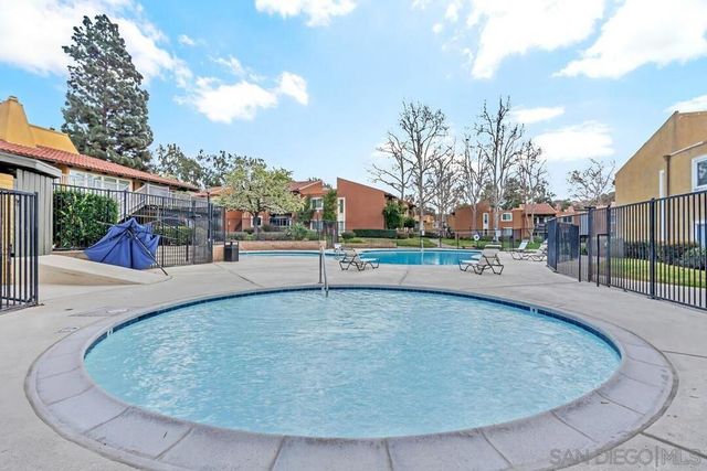 17195 W Bernardo Dr 206, San Diego, CA 92127