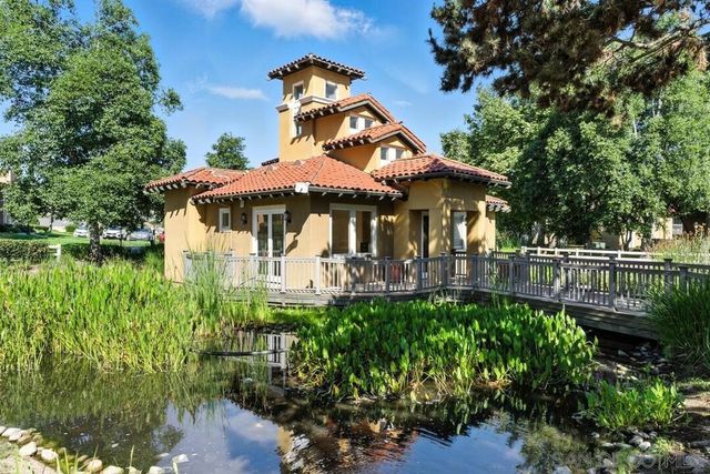 17195 W Bernardo Dr 206, San Diego, CA 92127