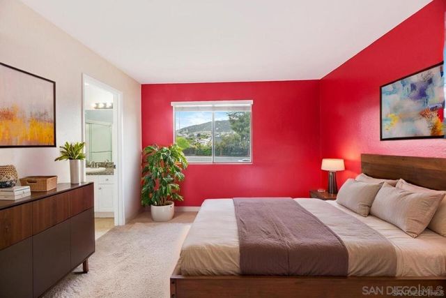 17195 W Bernardo Dr 206, San Diego, CA 92127