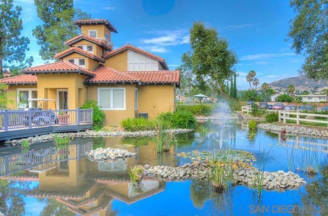 17195 W Bernardo Dr 206, San Diego, CA 92127