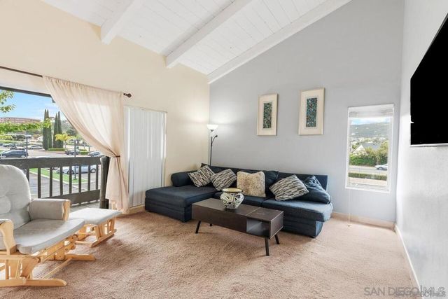 17195 W Bernardo Dr 206, San Diego, CA 92127