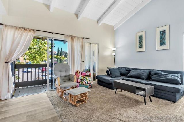 17195 W Bernardo Dr 206, San Diego, CA 92127