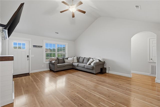 3991 Cottonwood Spring Cove, Springdale, AR 72762