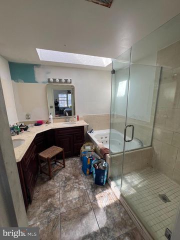 5715 BUTTERFIELD DR, Clinton, MD 20735